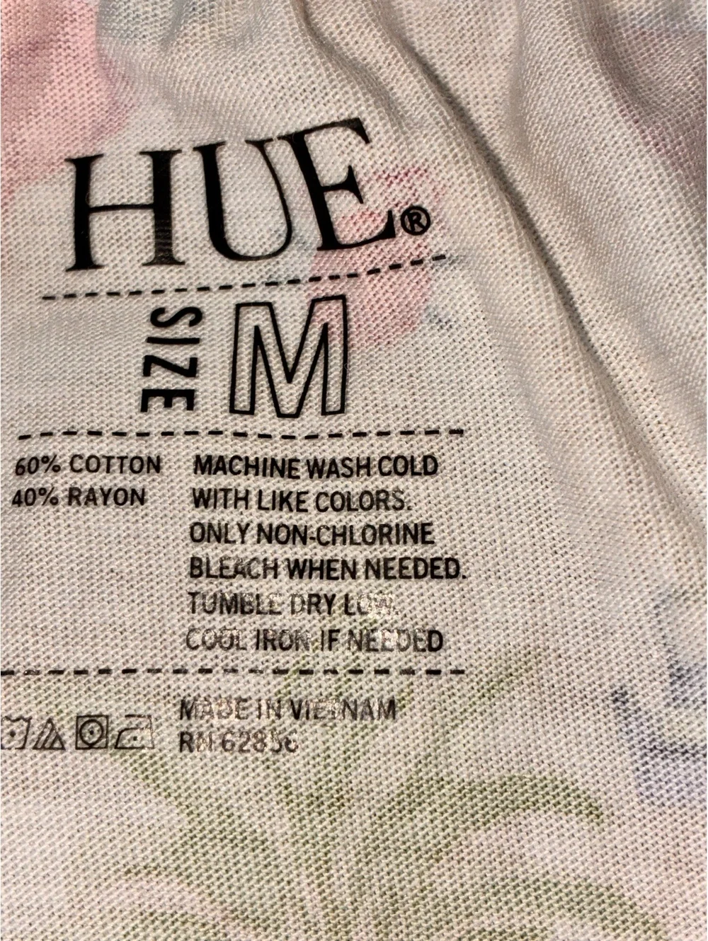 HUE Women's Medium Pink Top and Printed Pajama Pants Set